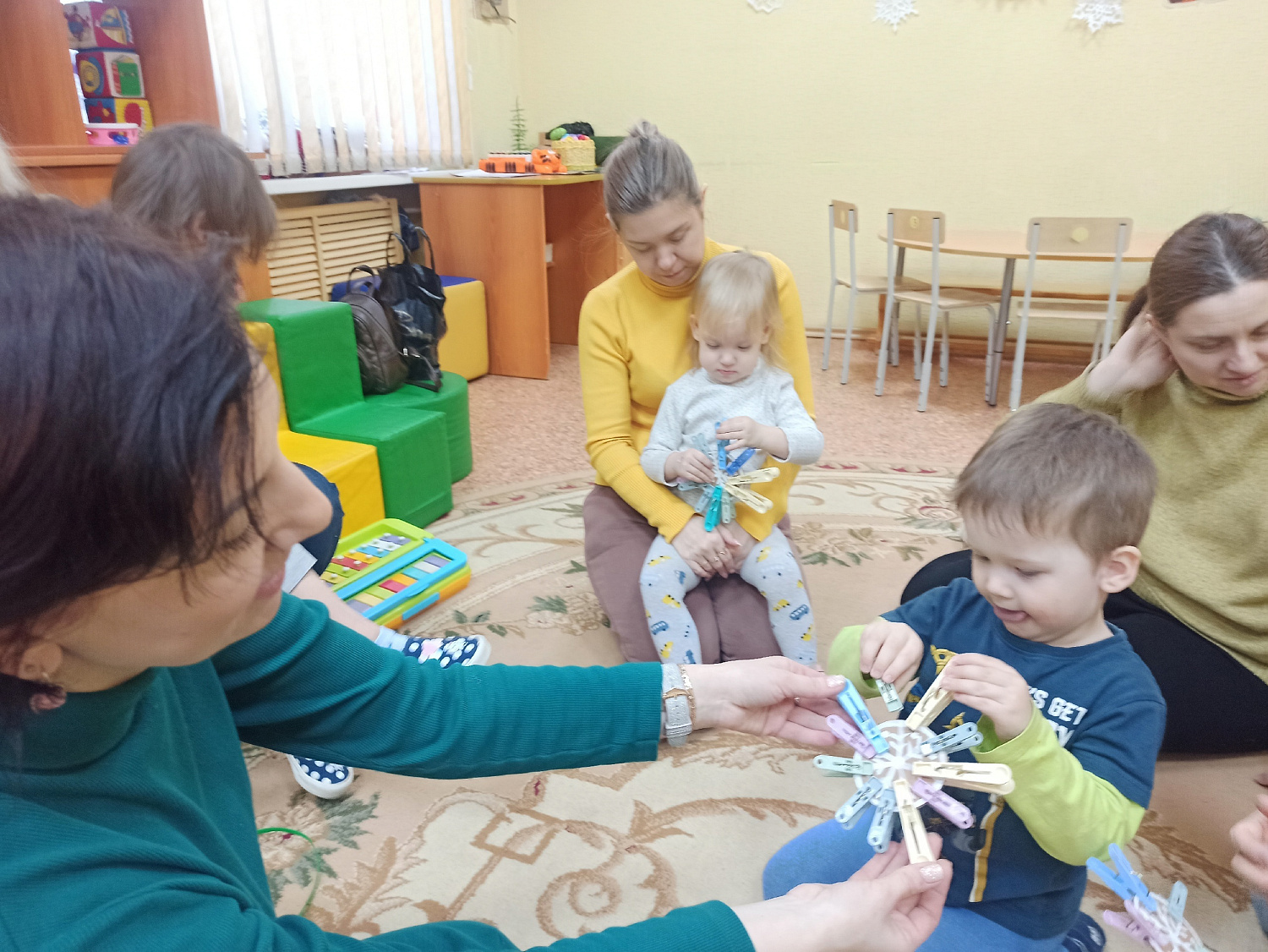 «Библионяня» пришла гости к малышам!