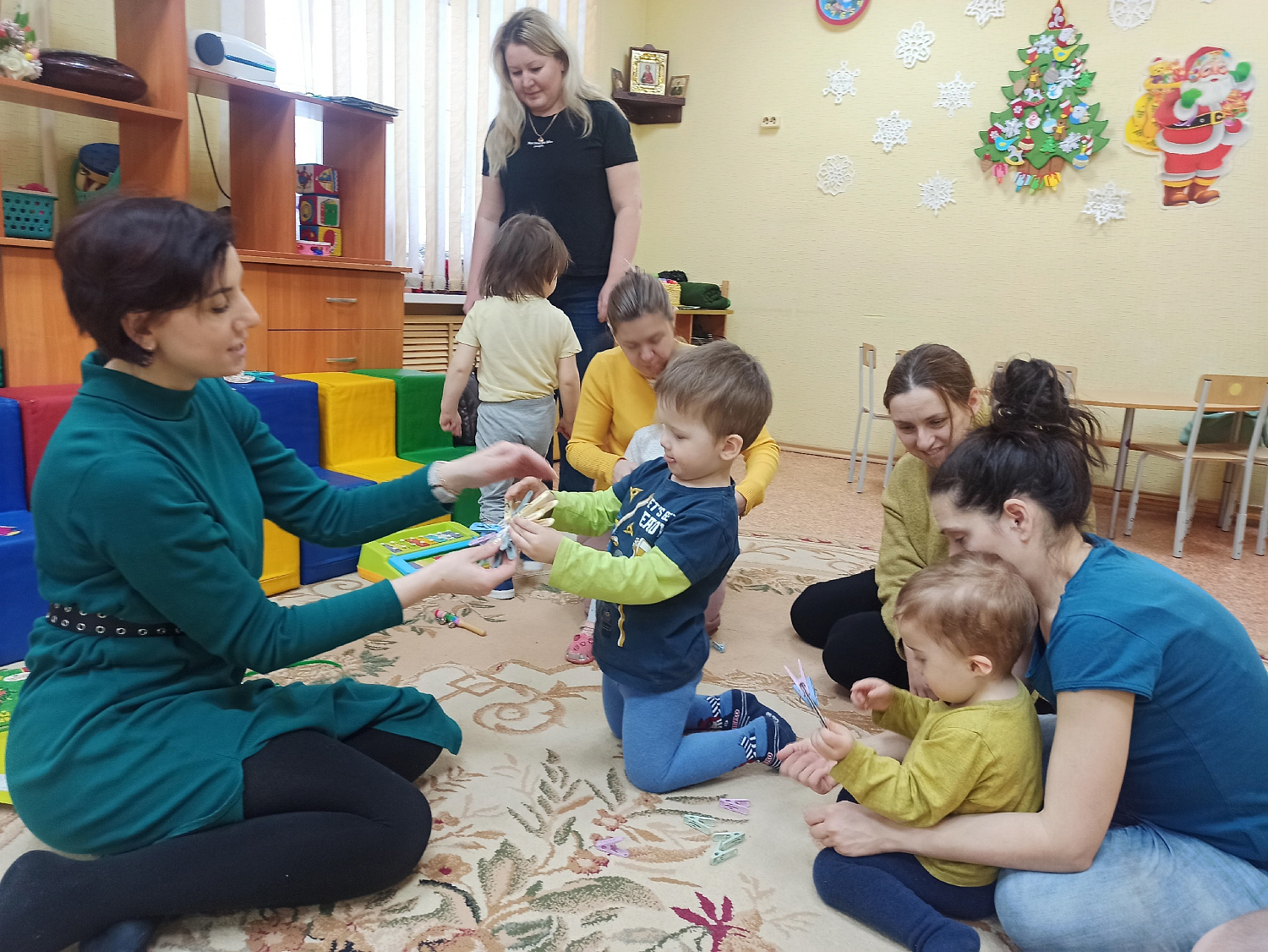 «Библионяня» пришла гости к малышам!